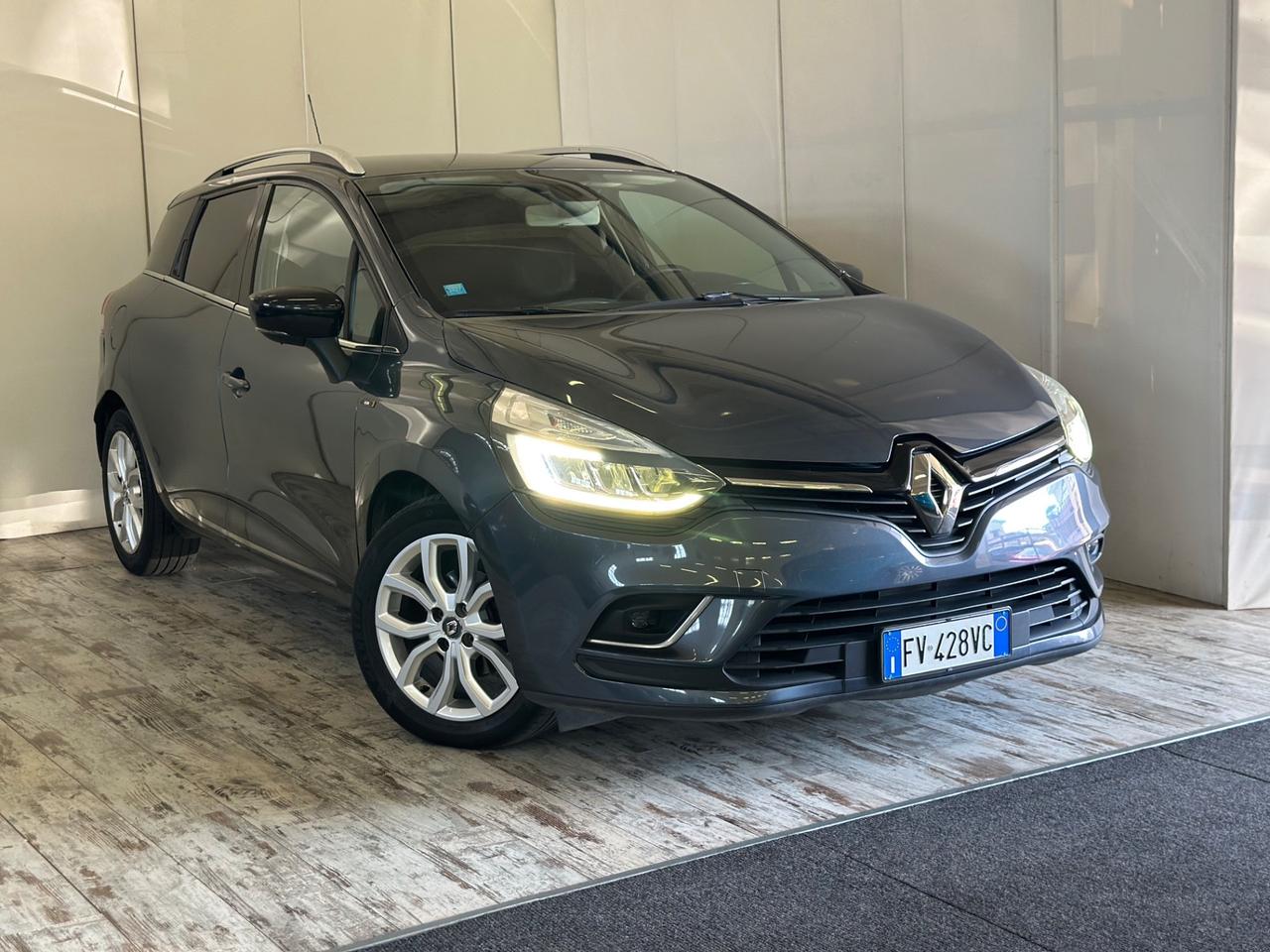Renault Clio Sporter 1.5 dCi 8V 90 CV Moschino Intens