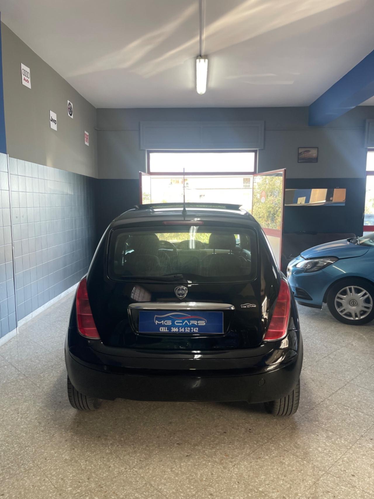 Lancia Ypsilon 1.3 Multijet 16V Platino