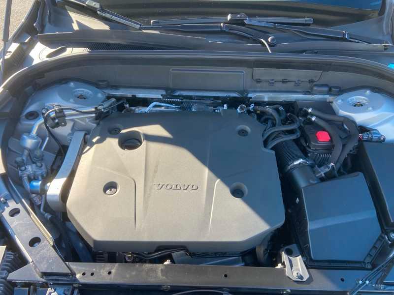 VOLVO XC60 2.0 b4 R-design awd auto