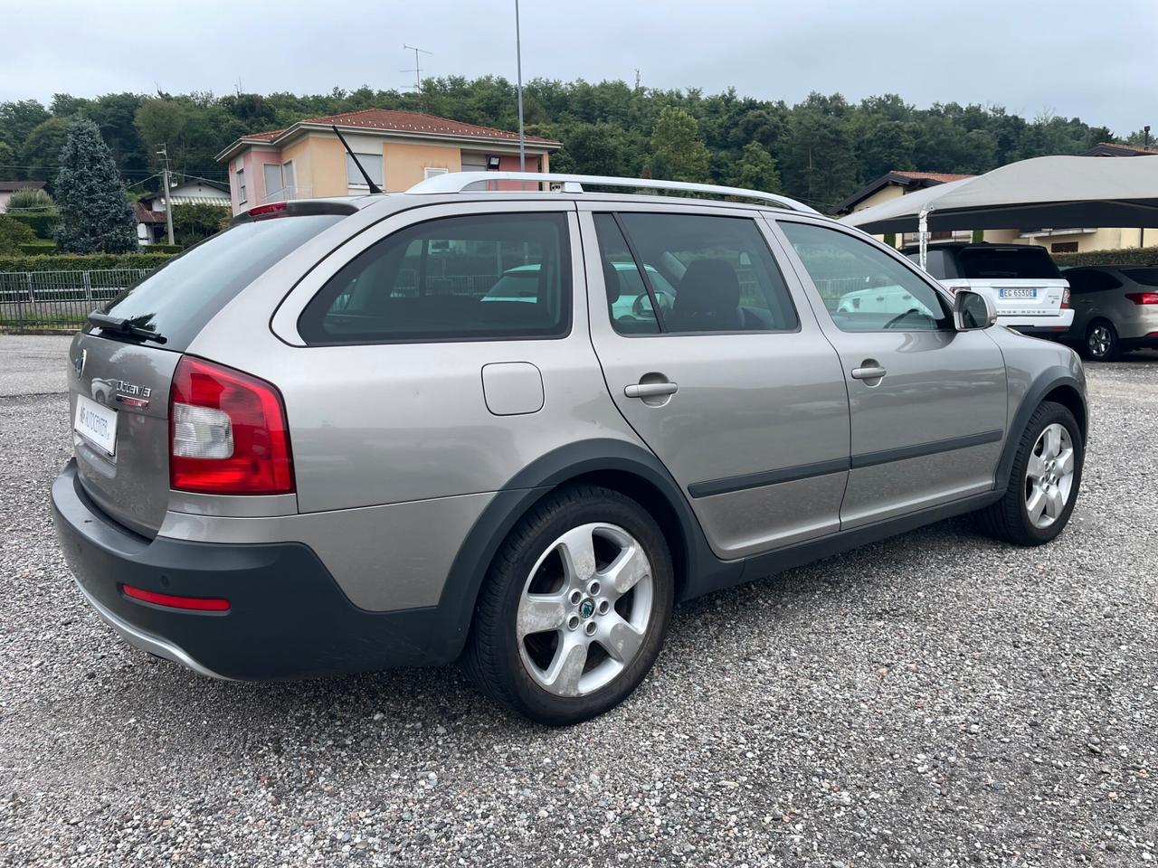 Skoda Octavia 2.0 TDI CR F.AP. 4x4 Wagon Scout