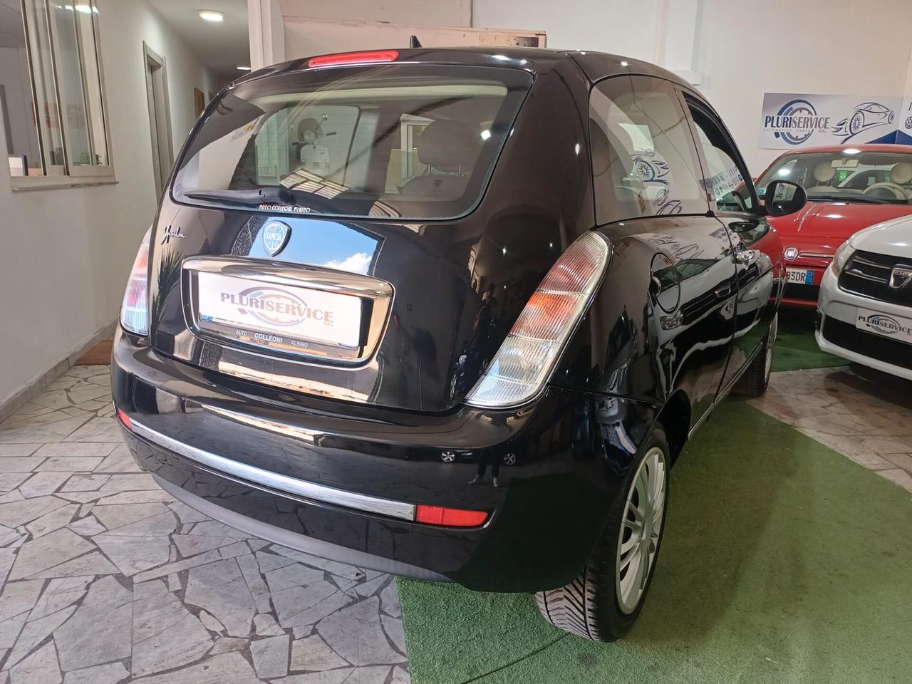 Lancia Ypsilon 1.2 Benzina Diva - 2011