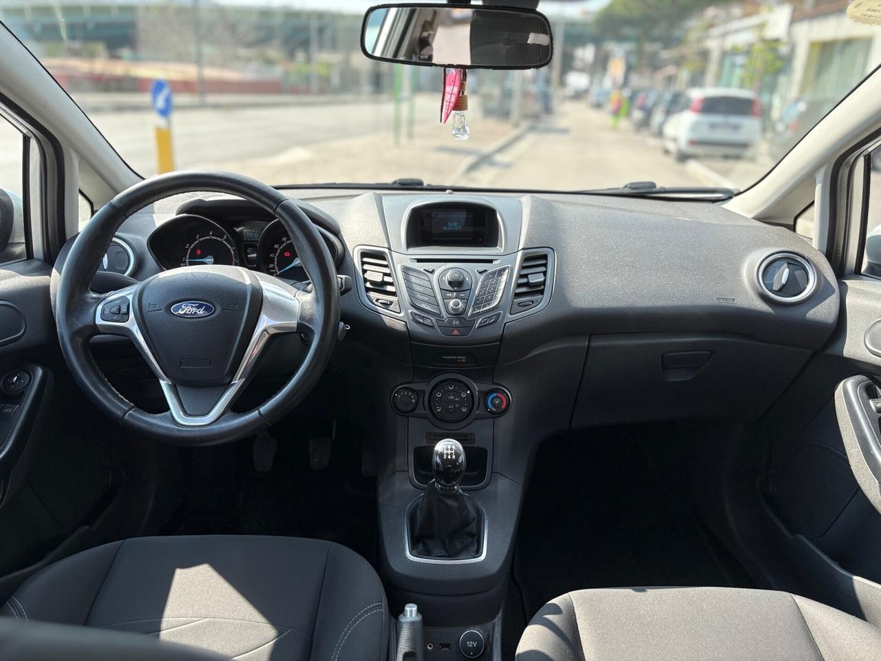 Ford Fiesta Benzina 2014