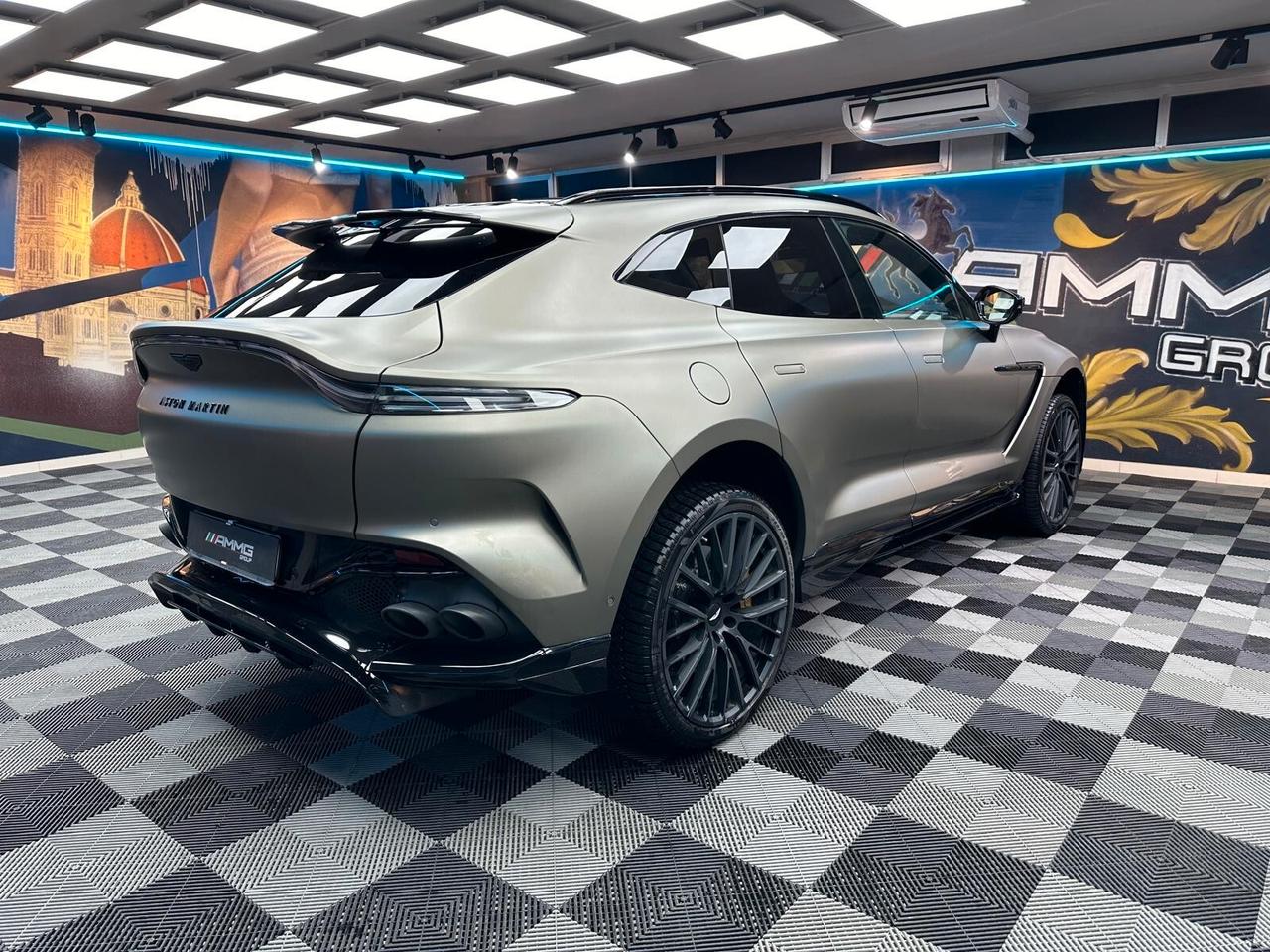 Aston Martin DBX DBX707 (333)