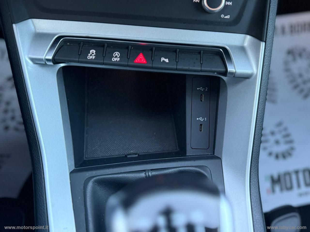 AUDI Q3 35 TDI Business