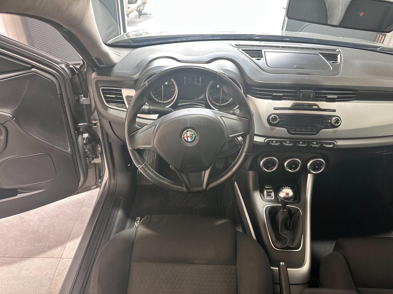 Alfa Romeo Giulietta 1.6 JTDm-2 105 CV Distinctive