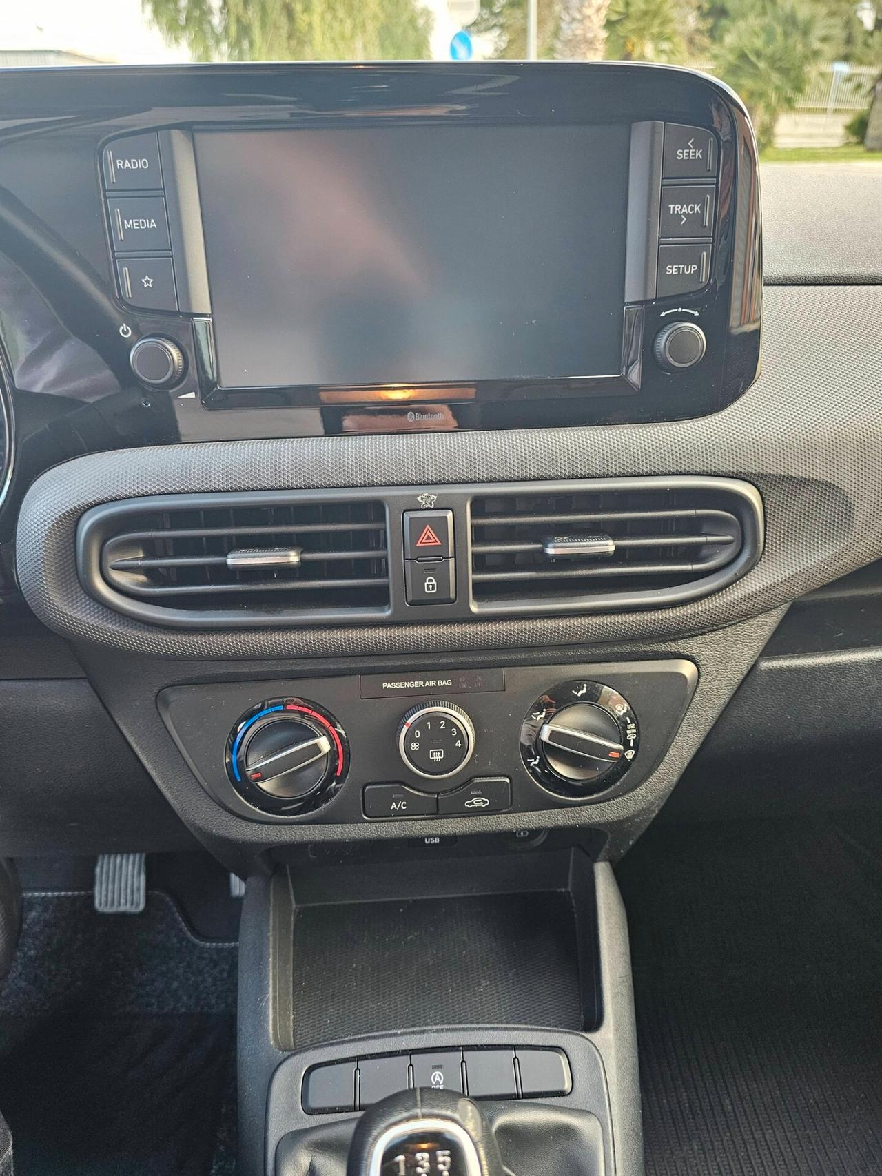 HYUNDAI 1.0 MPI 67CV TECH CONNECT PACK FULL