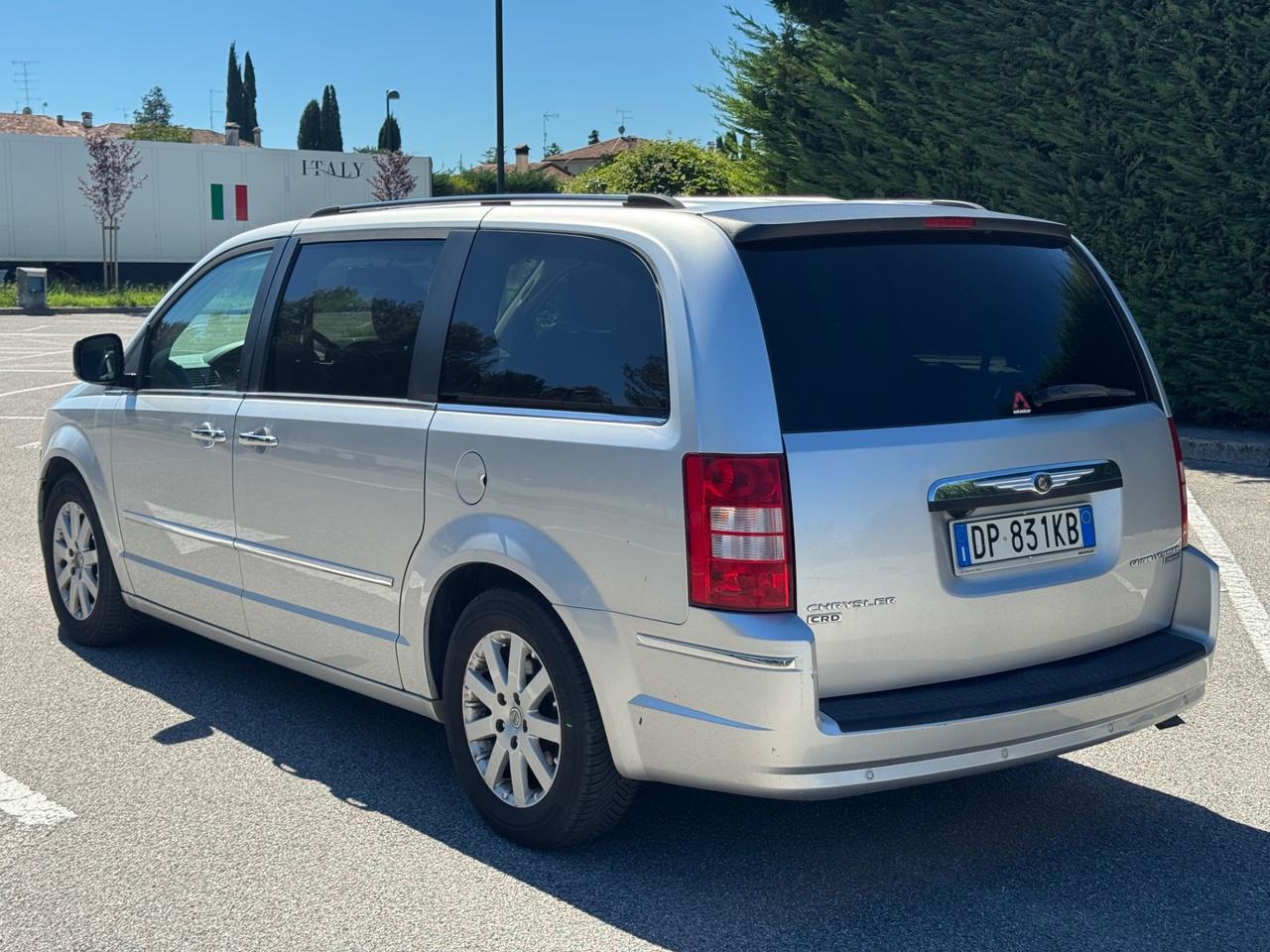 Chrysler Voyager Grand 2.8 CRD Limited 7 Posti