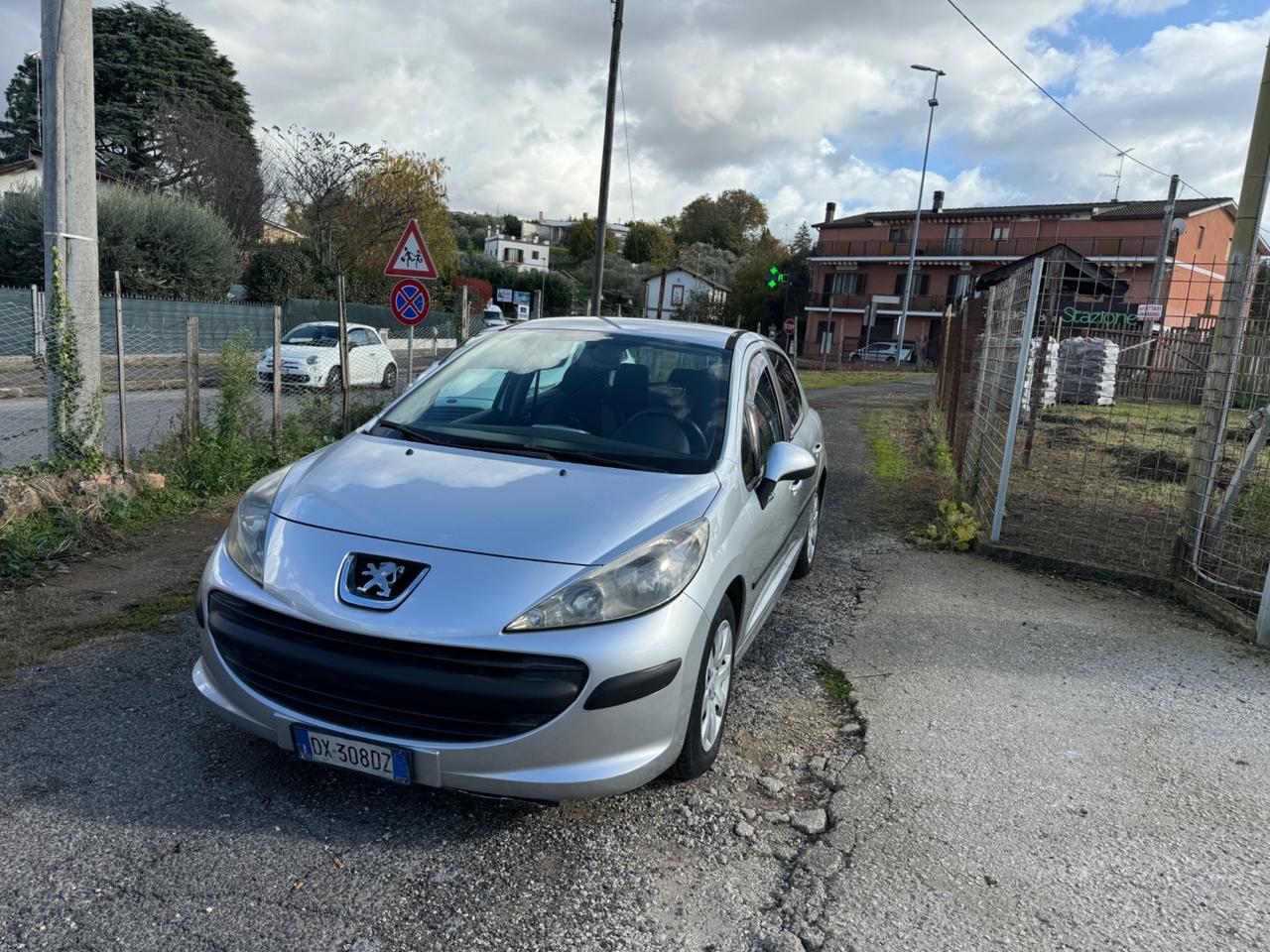 Peugeot 207 1.4 8V 75CV 5p. X Line ECO GPL OK Neopatentati