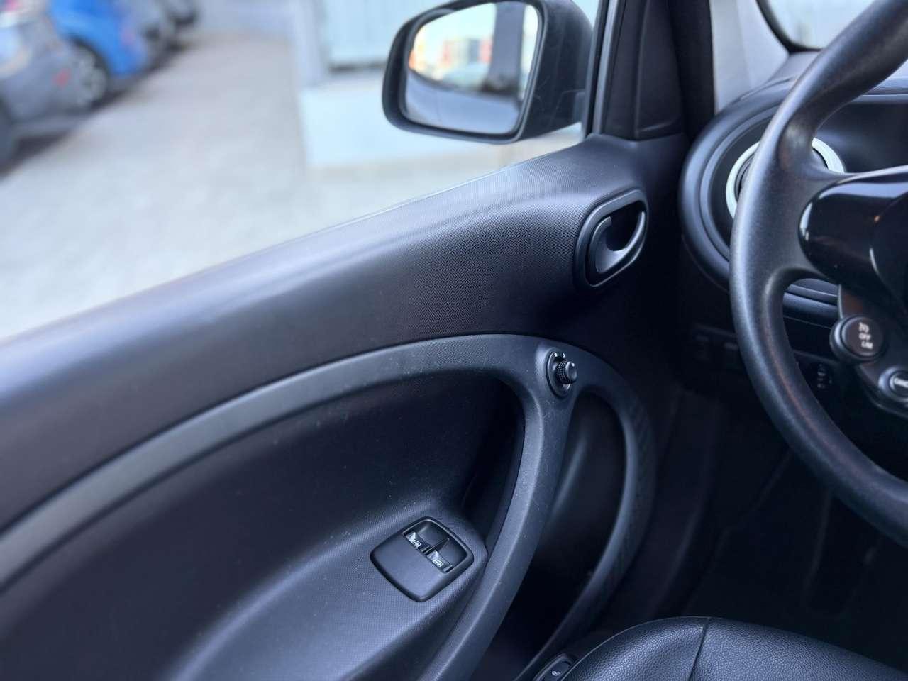 smart forFour 1.0 Benzina 71CV E6 Automatico - 2016