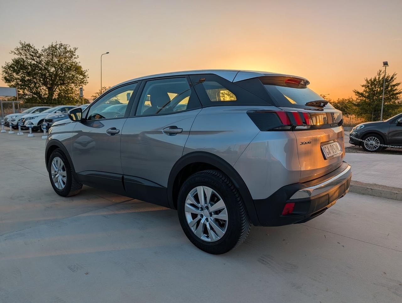Peugeot 3008 BlueHDi 130 S&S Business