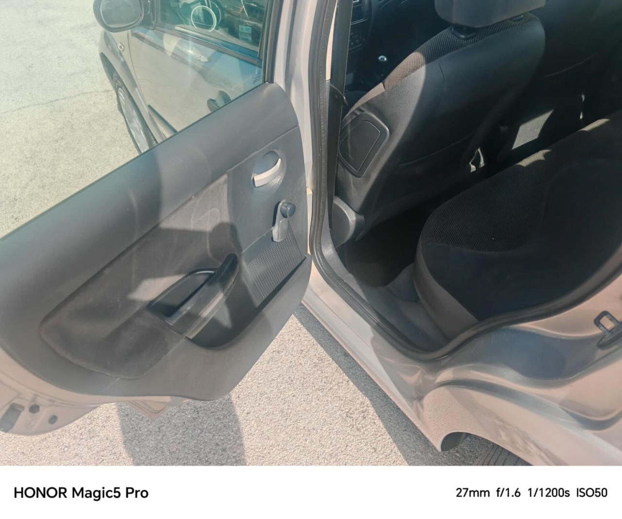 Citroen C3 1.4 Elegance Bi Energy M