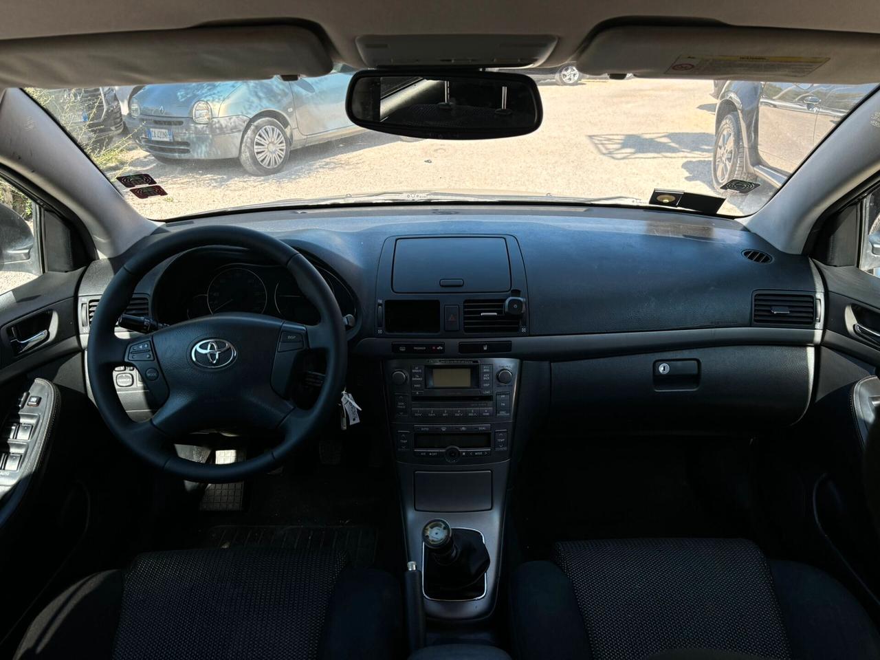 TOYOTA AVENSIS 2.0 D-4D - 2007