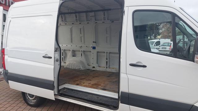 VOLKSWAGEN Crafter 35 2.0 TDI 136CV PM-TA Furgone Buono Stato