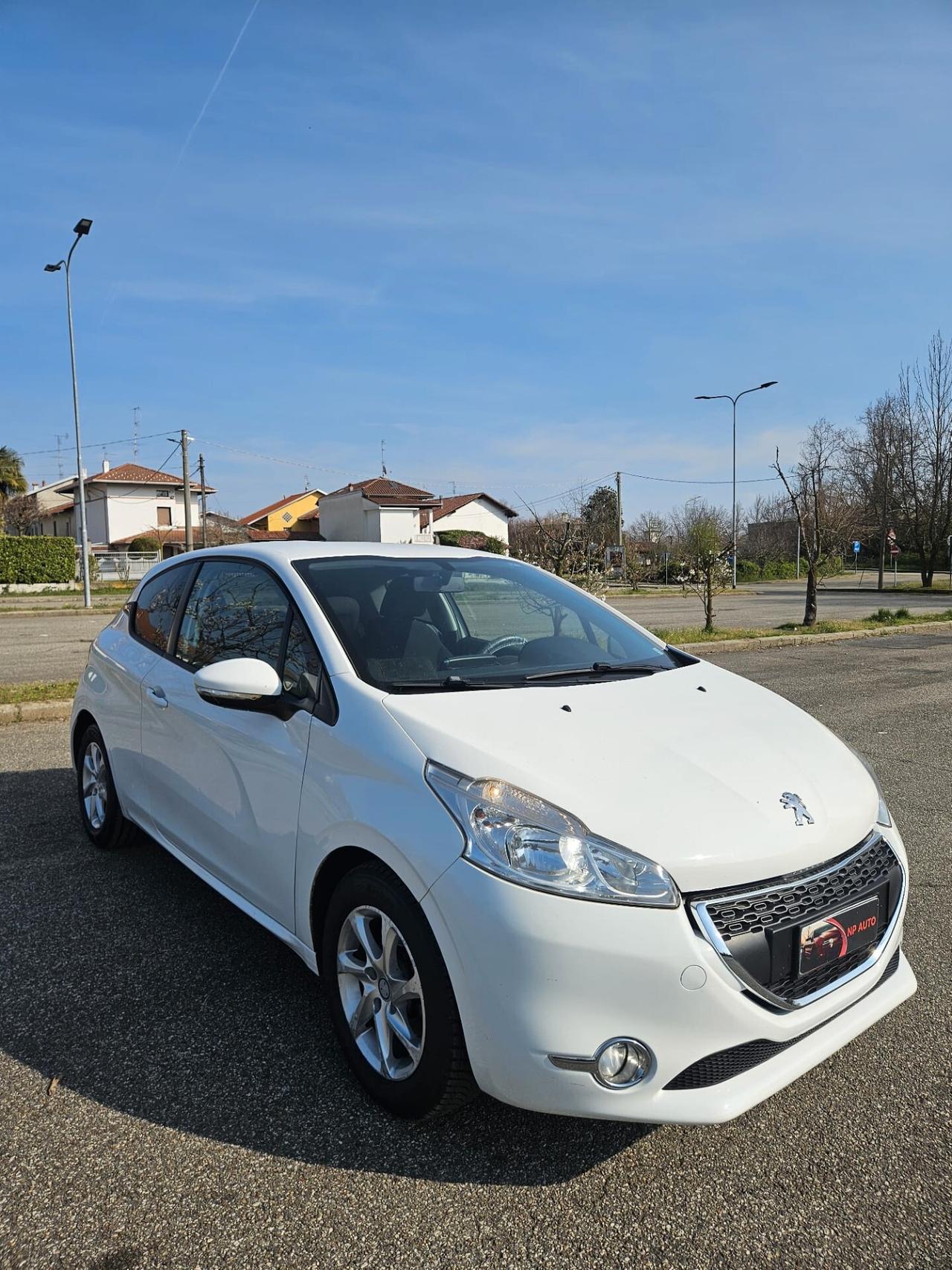 Peugeot 208 1.4 HDi NEOPATENTATI
