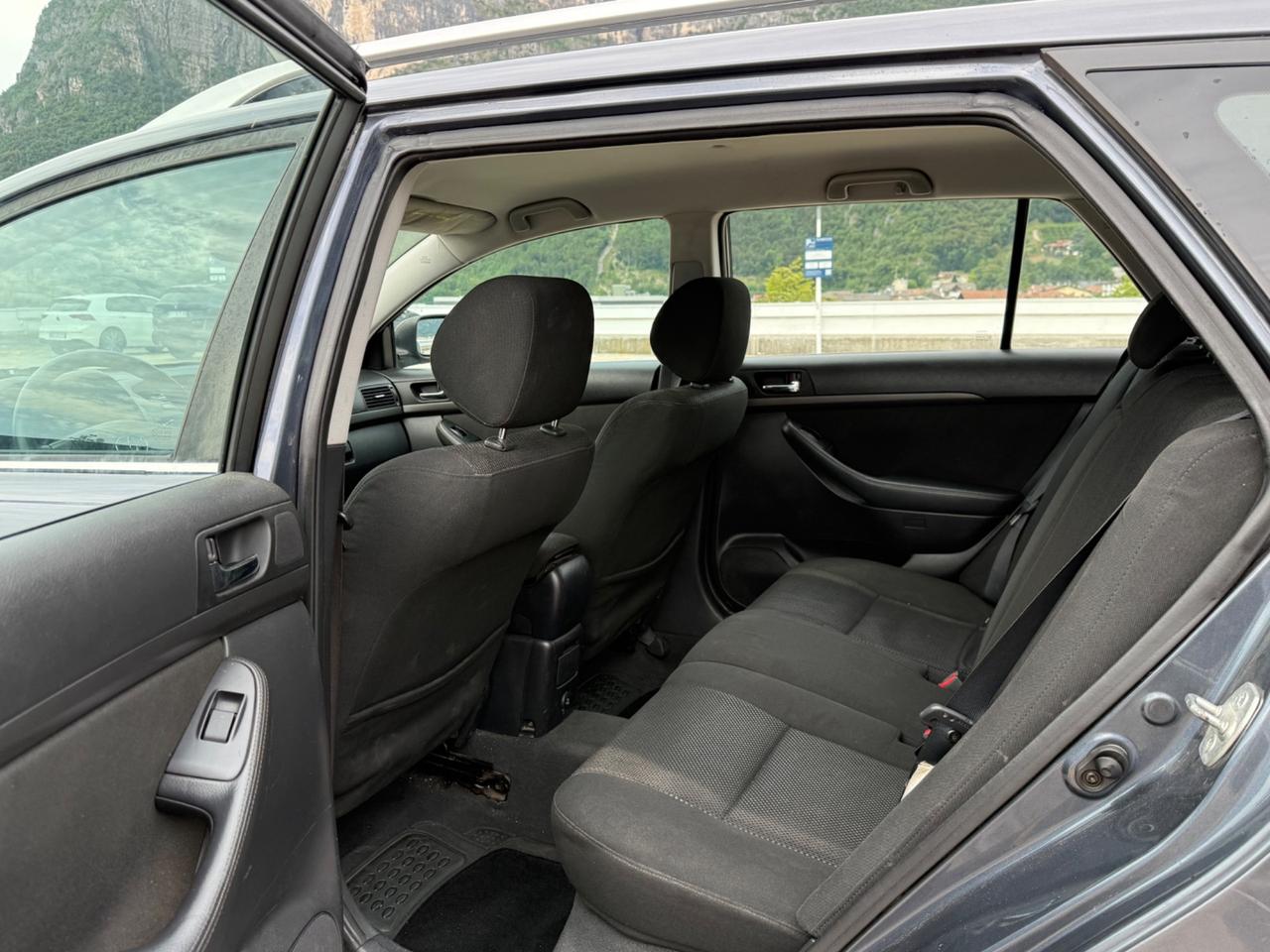 Toyota Avensis 2.2 D-Cat 16V Station Wagon