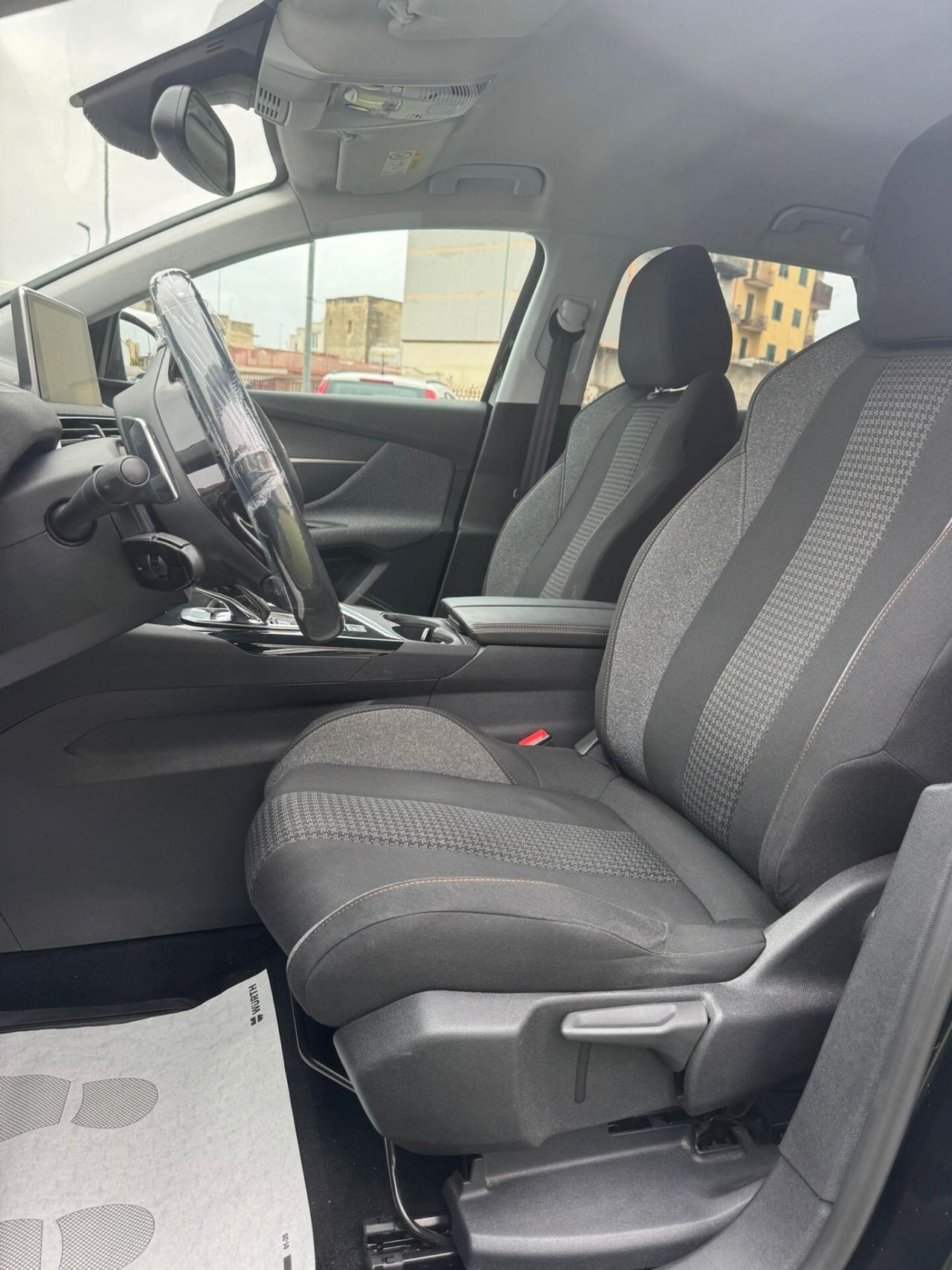 Peugeot 3008 BlueHDi 130 S&S EAT8 GT 11/2020