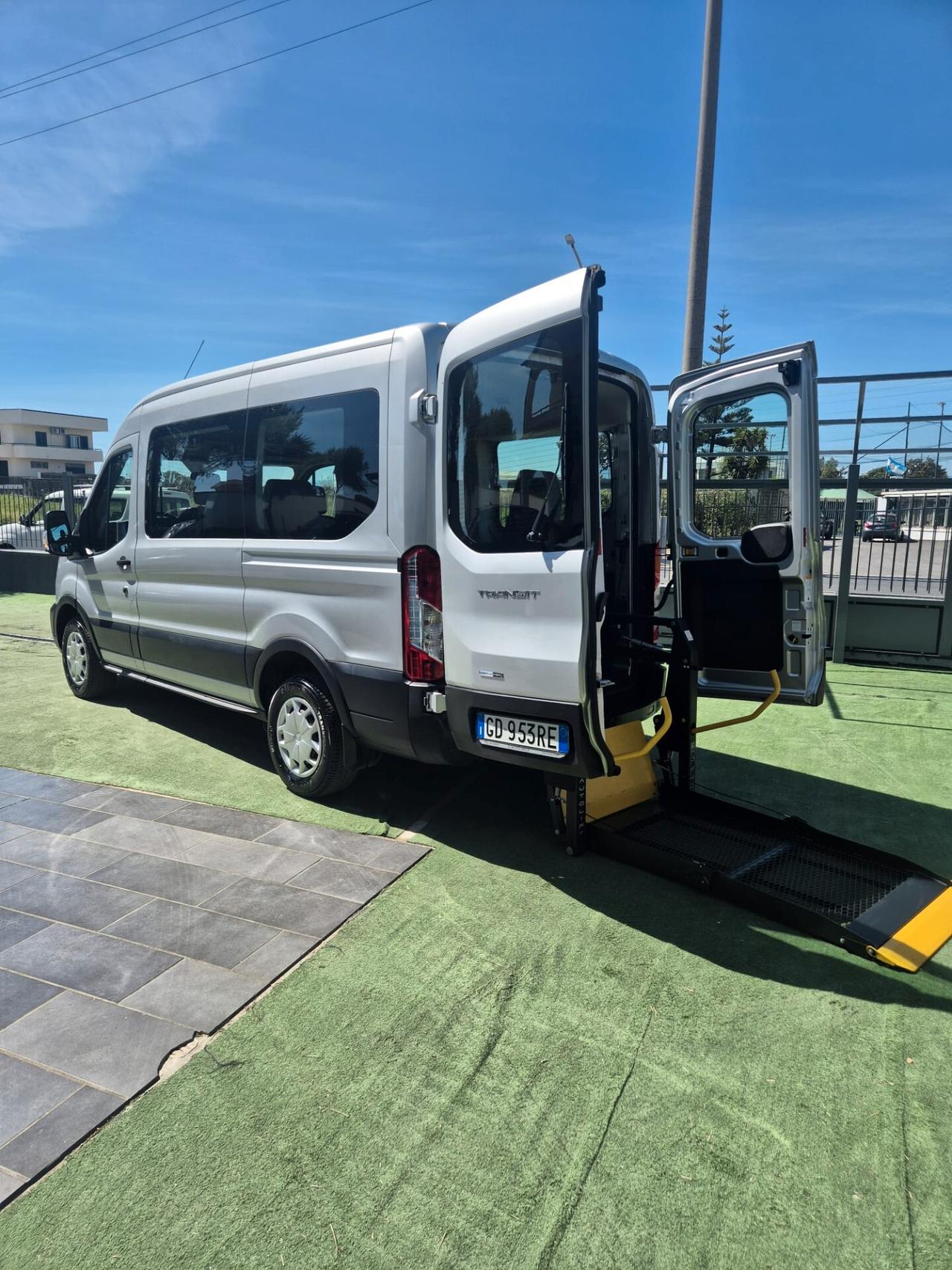 Ford Transit 2021 9 Posti Trasporto Disabili