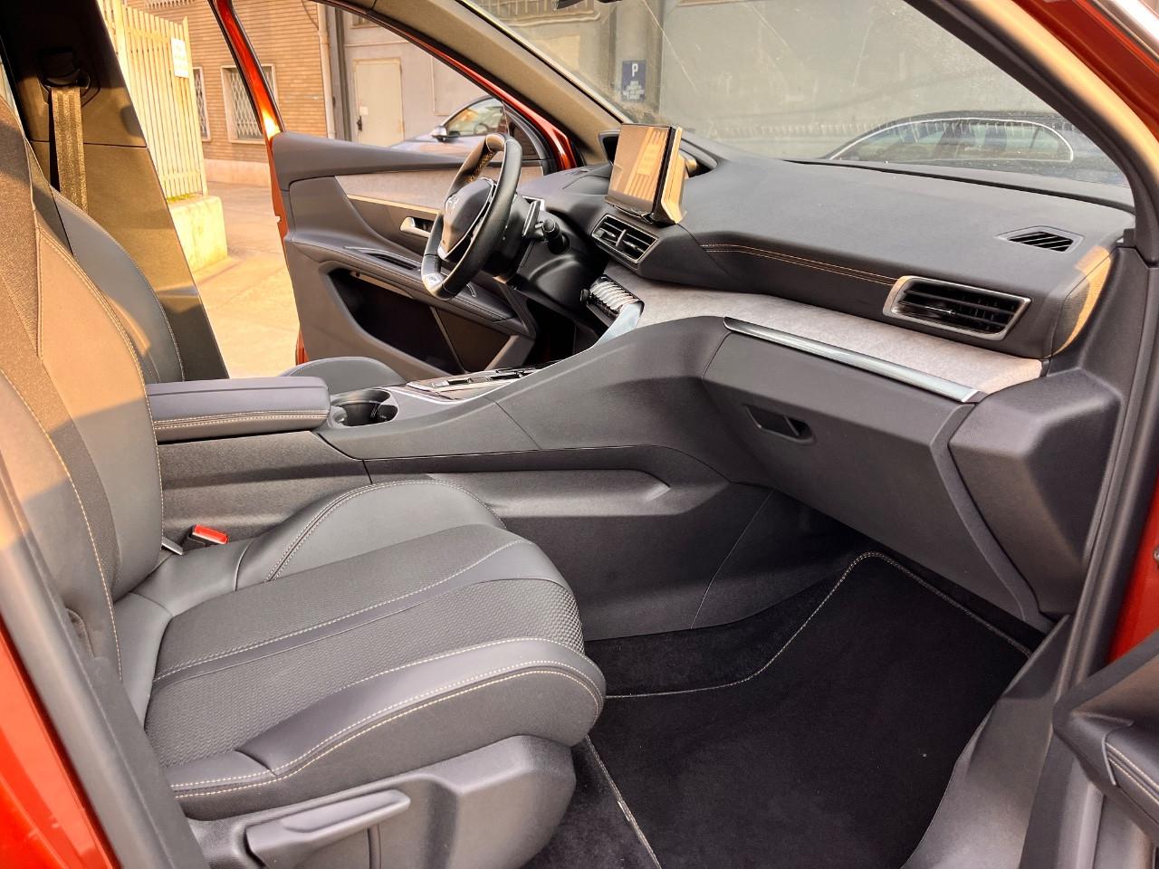 Peugeot 5008 5008 1.5 blueDHi 130cv EAT8 7 Posti