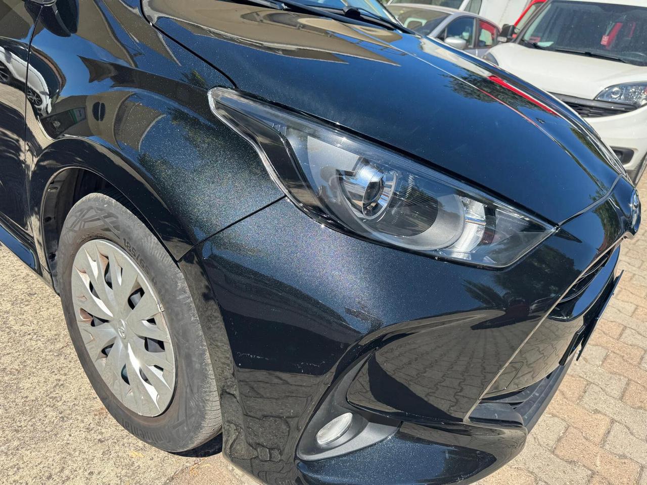 Toyota Yaris 1.5 Hybrid 5 porte Business