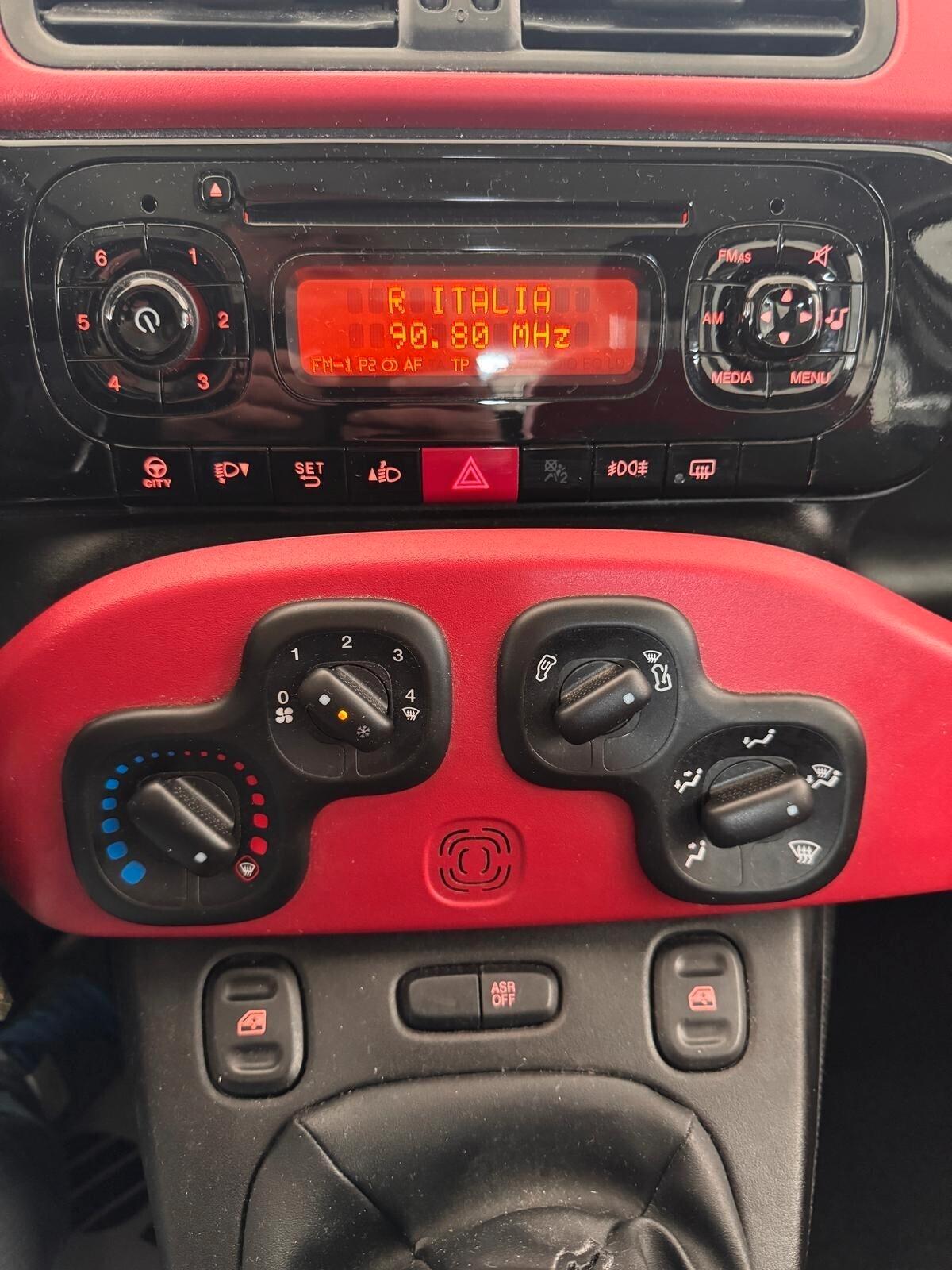 Fiat Panda 1.2 Lounge 69cn Neopatentati