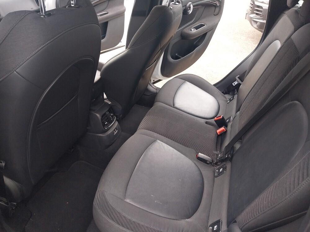 Mini Cooper D Countryman Mini 2.0 Cooper D Business Countryman ALL4