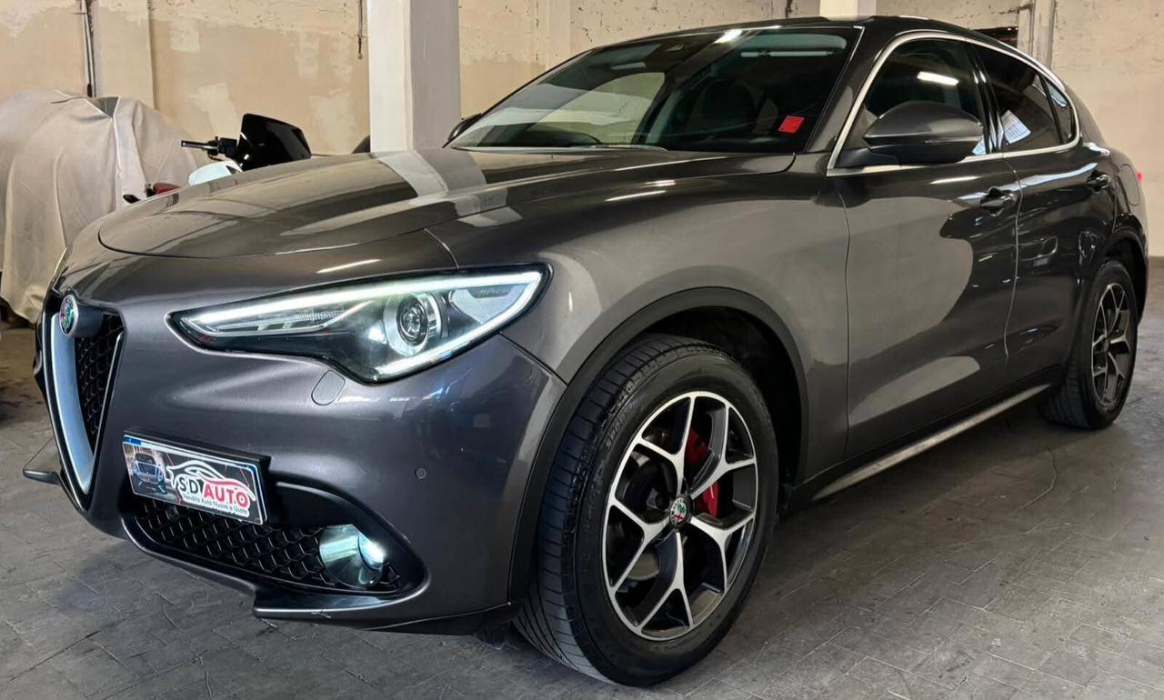 Alfa Romeo Stelvio 2.2 Turbodiesel 210 CV AT8 Q4 Executive