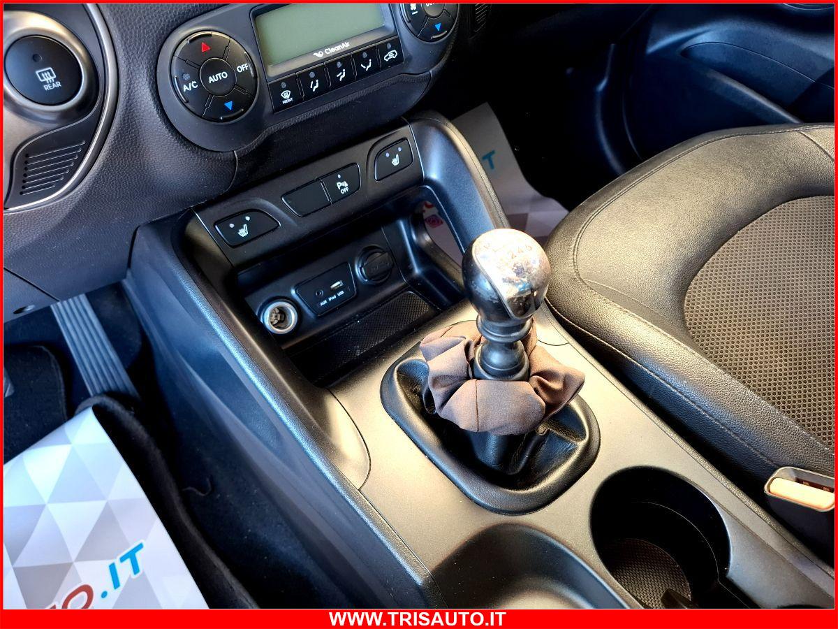 HYUNDAI iX35 1.7 Crdi Xpossible NEOPATENTATI (DOPPIO TETTO PANORAMICO APRIBILE)