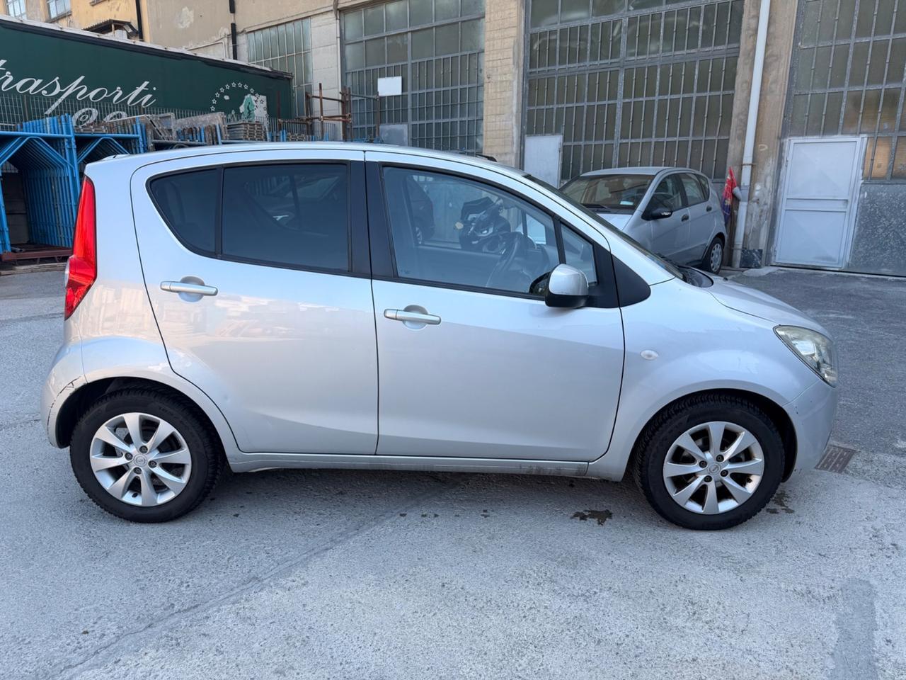 OPEL AGILA 1.0 NEOPATENTATI KM 88 MILA !!