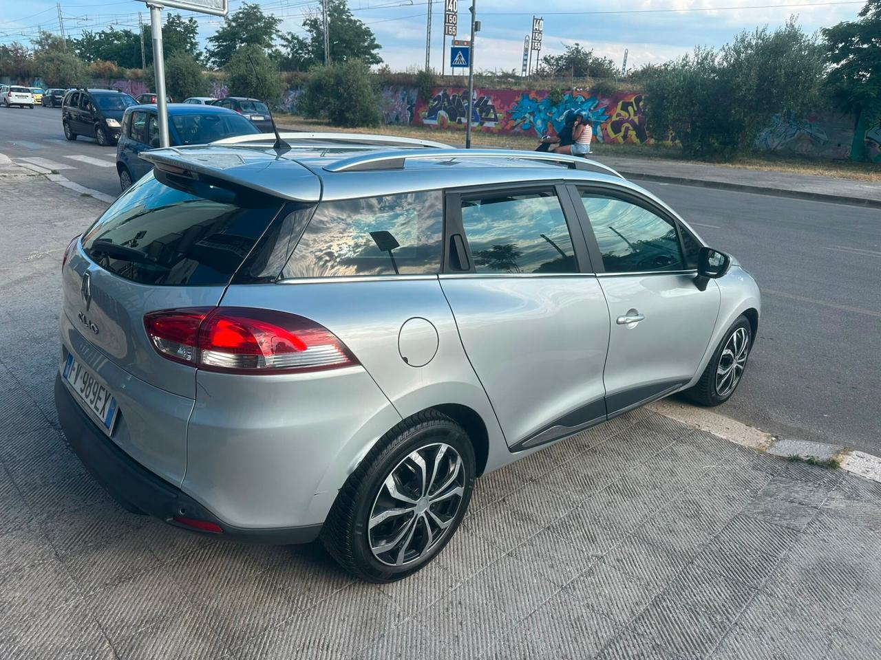Renault Clio Sporter dCi 8V 90 CV Duel2