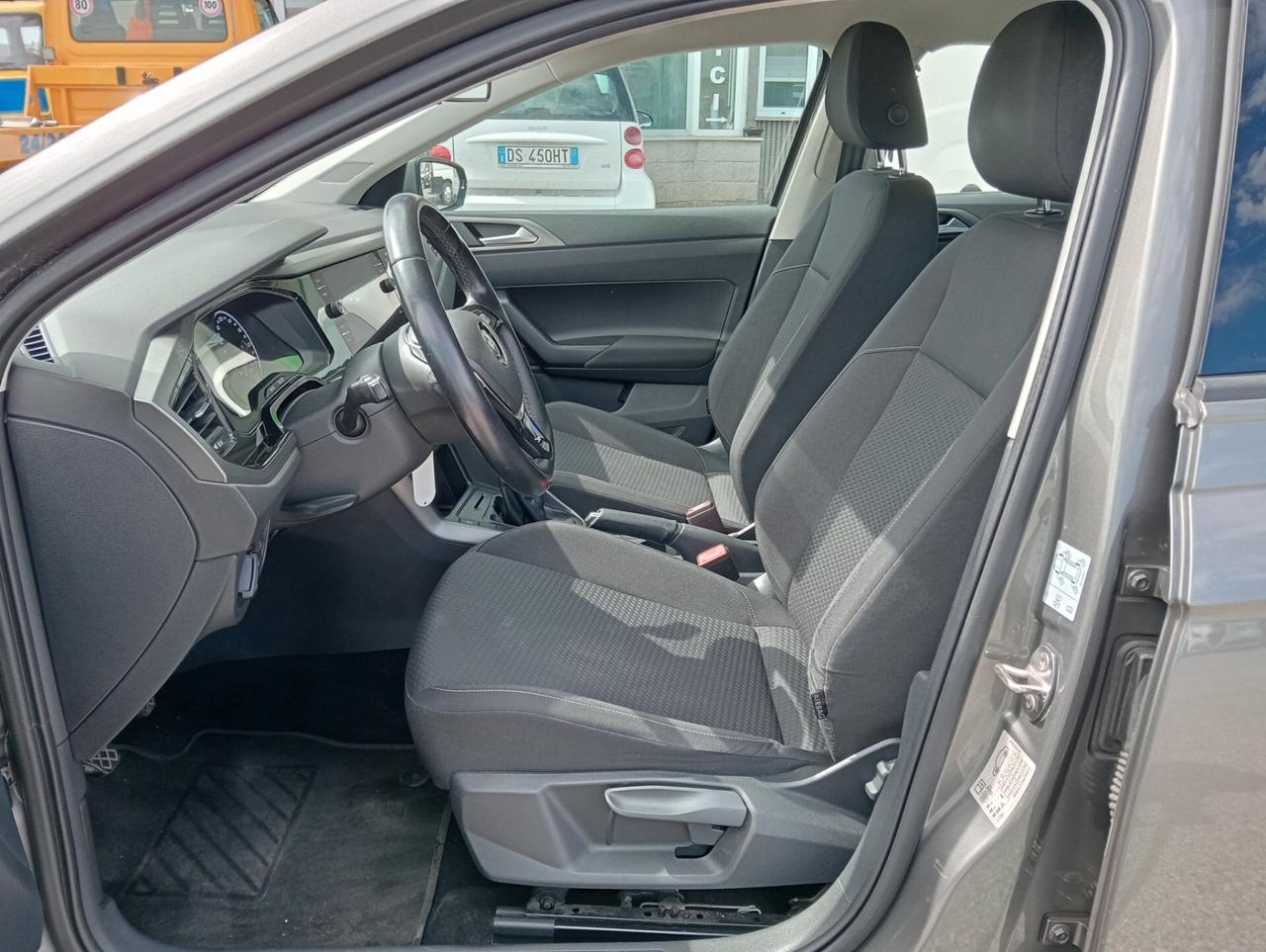VW Polo 1.0 EVO 5p. Comfortline OK NEOPATENTATI
