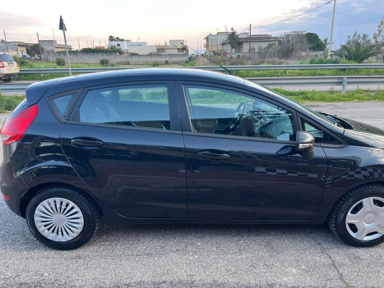 Ford Fiesta 1.4 TDCi 5p. 2011