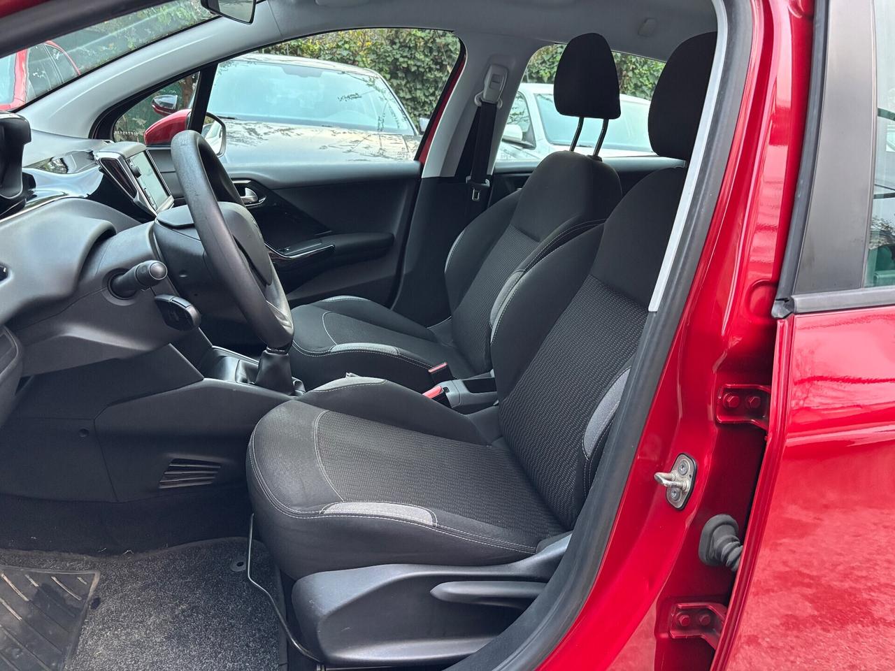 Peugeot 208 1.4 HDi 68 CV 5 porte Active ok Neopatentati