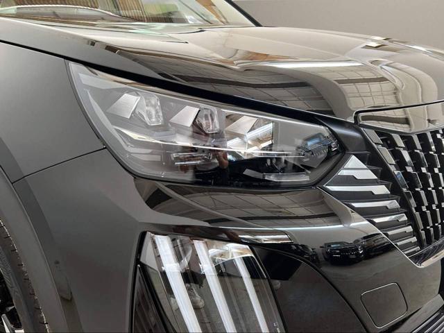 PEUGEOT 2008 Hybrid 145 e-DCS6 GT