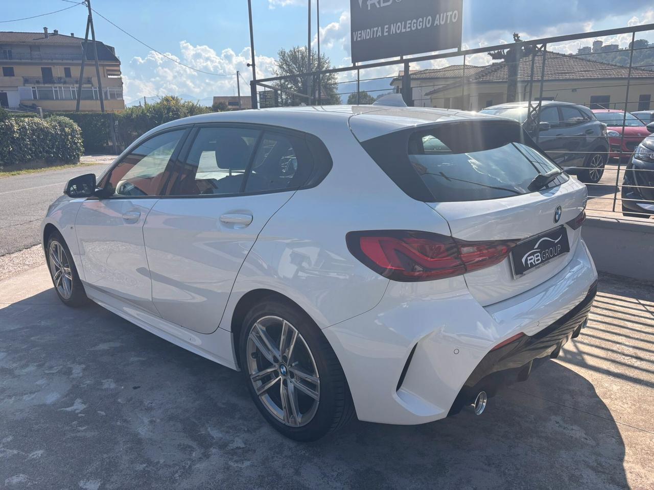 Bmw 118 118d 5p. Msport