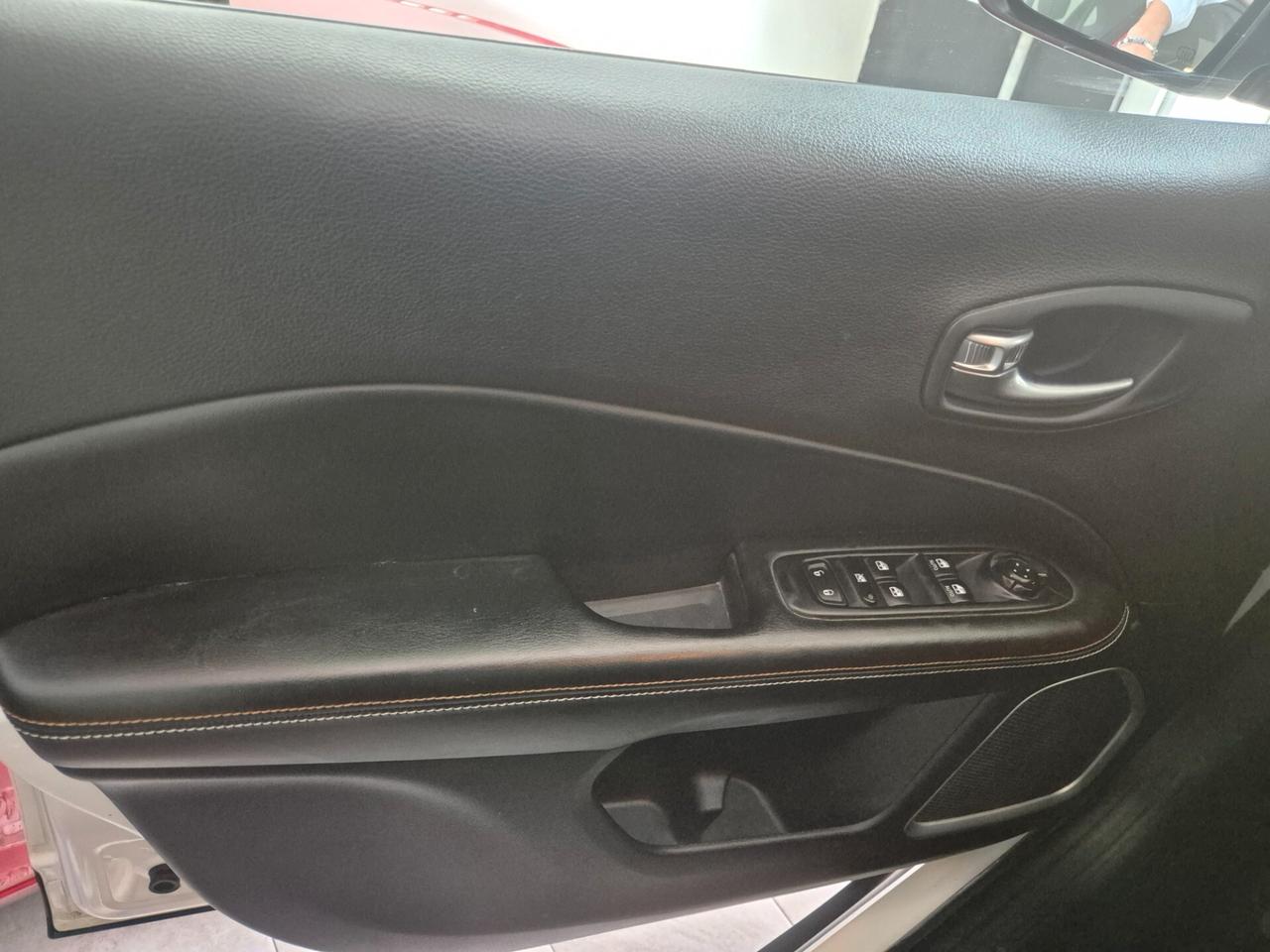 Jeep Renegade 2.0 Mjt 140CV 4WD Active Drive Longitude