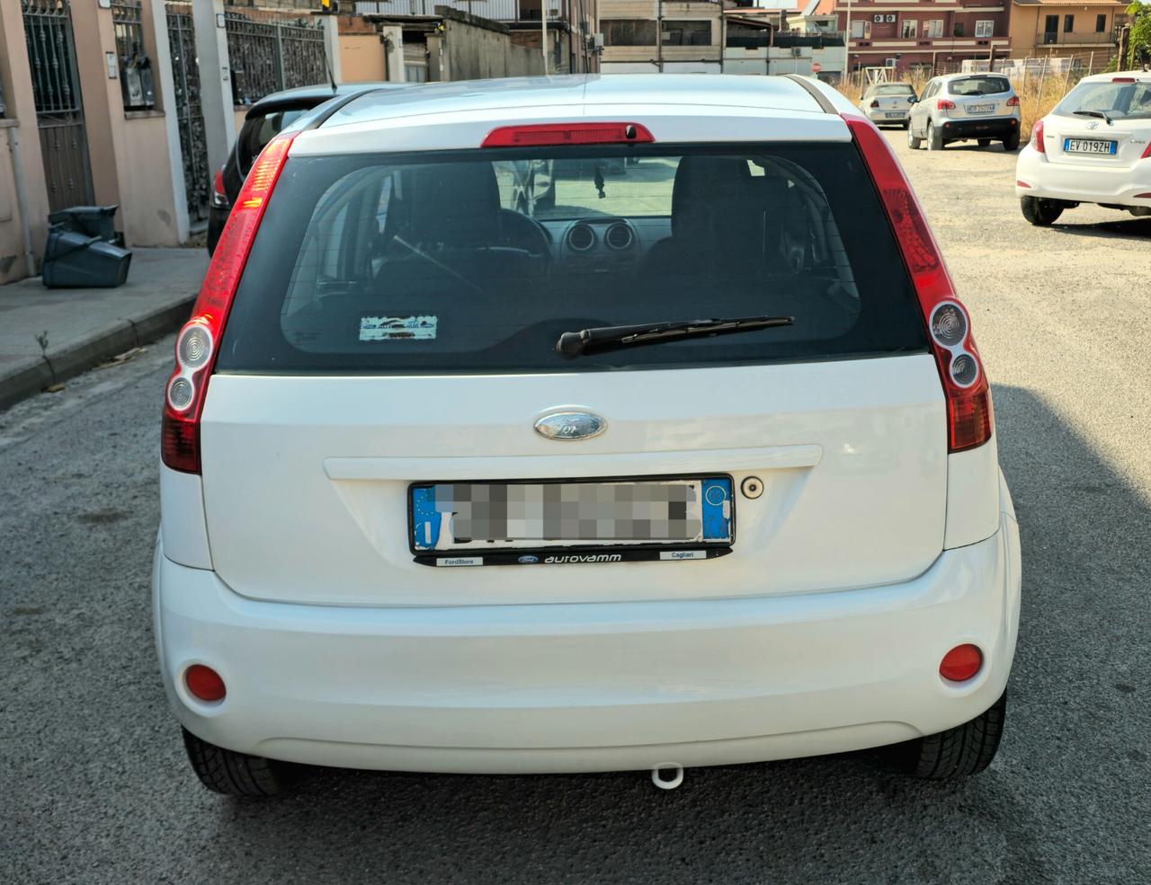 Ford Fiesta 1.2 16V 5p. Ghia