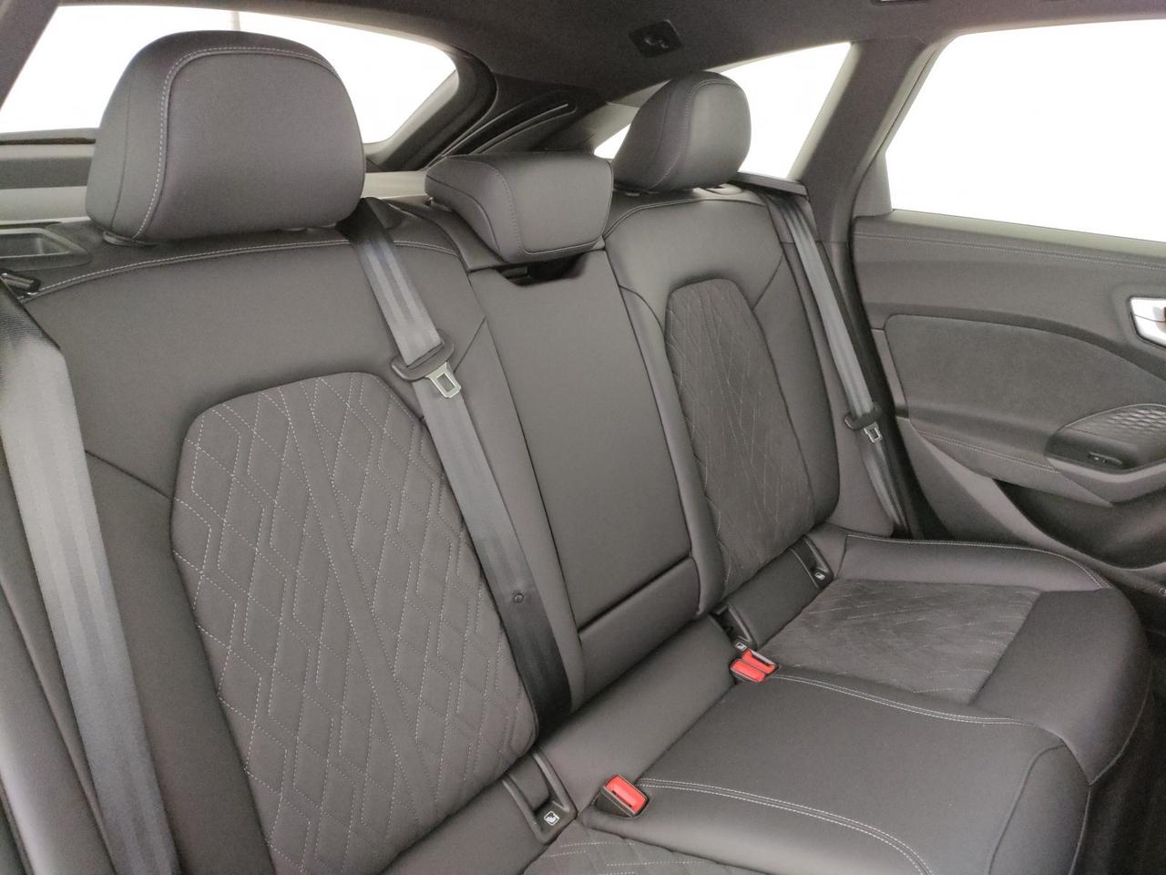 Audi A5 avant 2.0 tfsi s line edition 204cv s-tronic