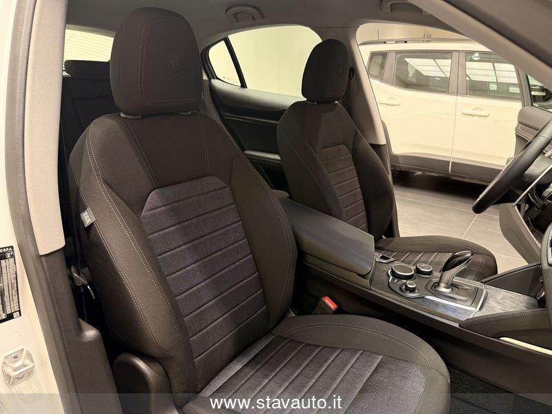 Alfa Romeo Stelvio 2.2 Turbodiesel 160 CV AT8 RWD Business