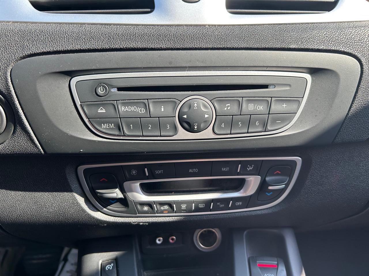 Renault Scenic Scénic X-Mod 1.5 dCi 110CV Luxe