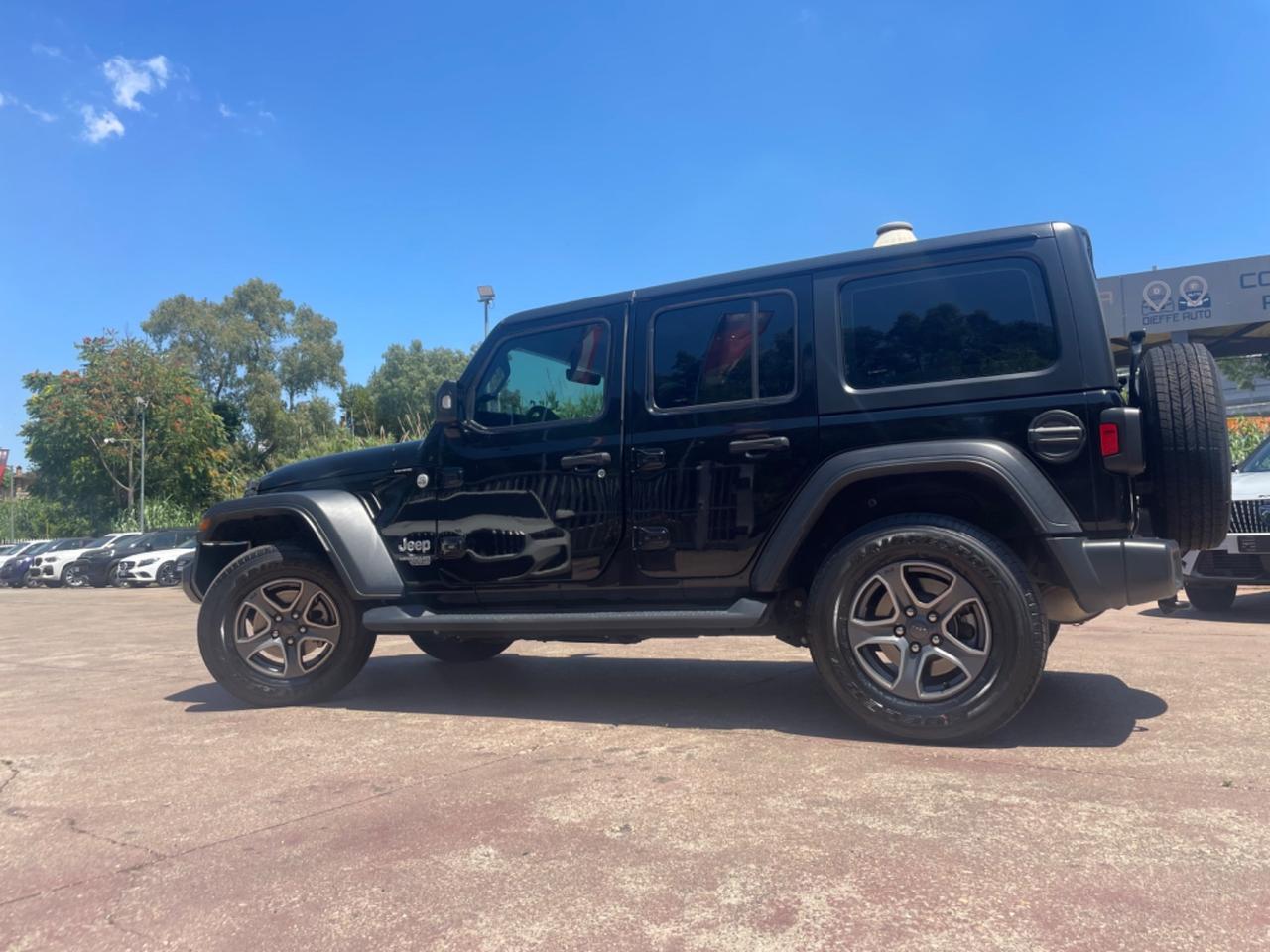 Jeep Wrangler Unlimited 2.0 Turbo Sport