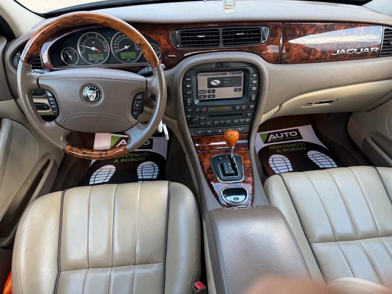Jaguar S-Type 2.7 diesel V6 Executive