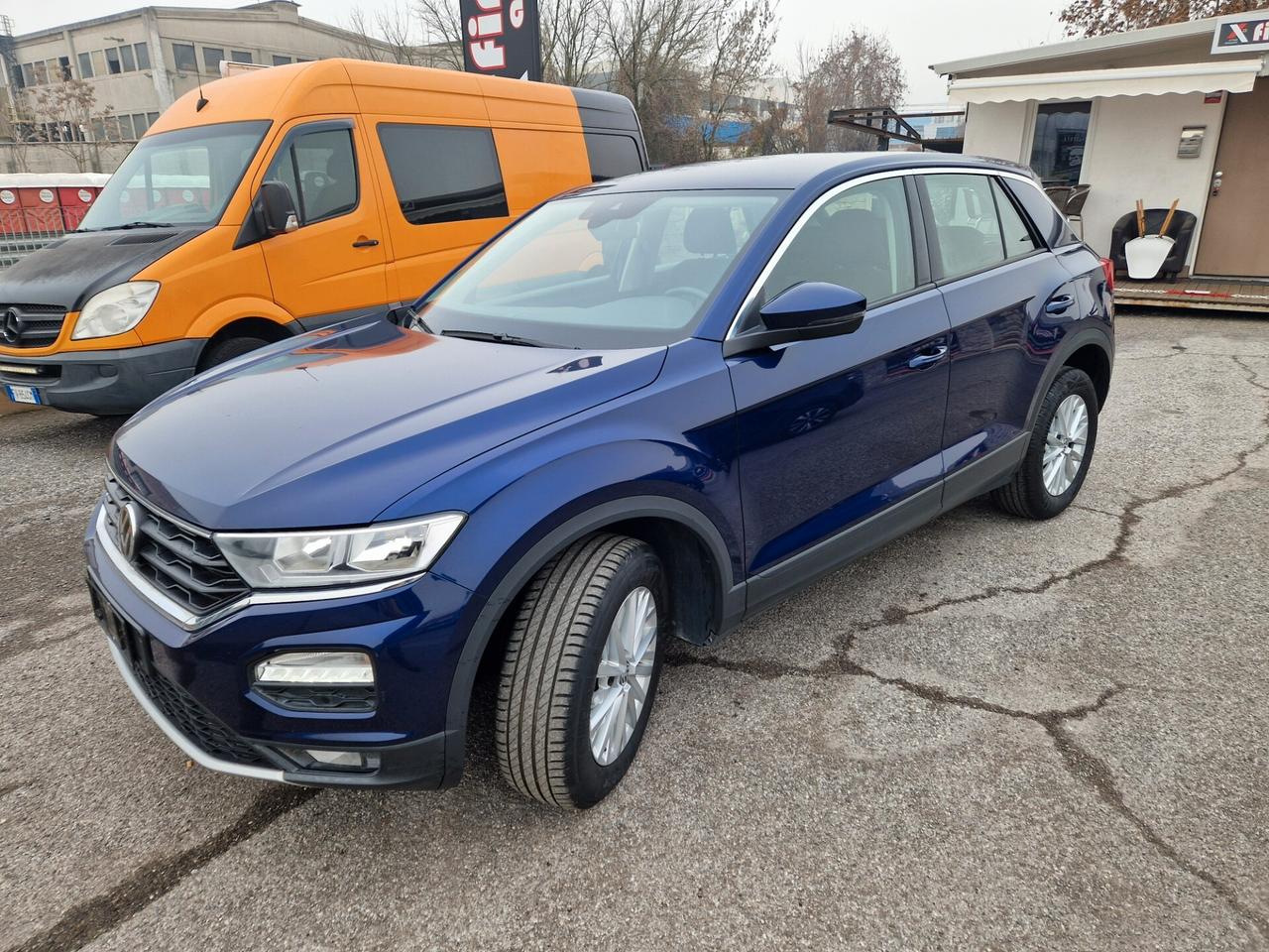Volkswagen T-Roc 1.6 TDI SCR Business BlueMotion Technology