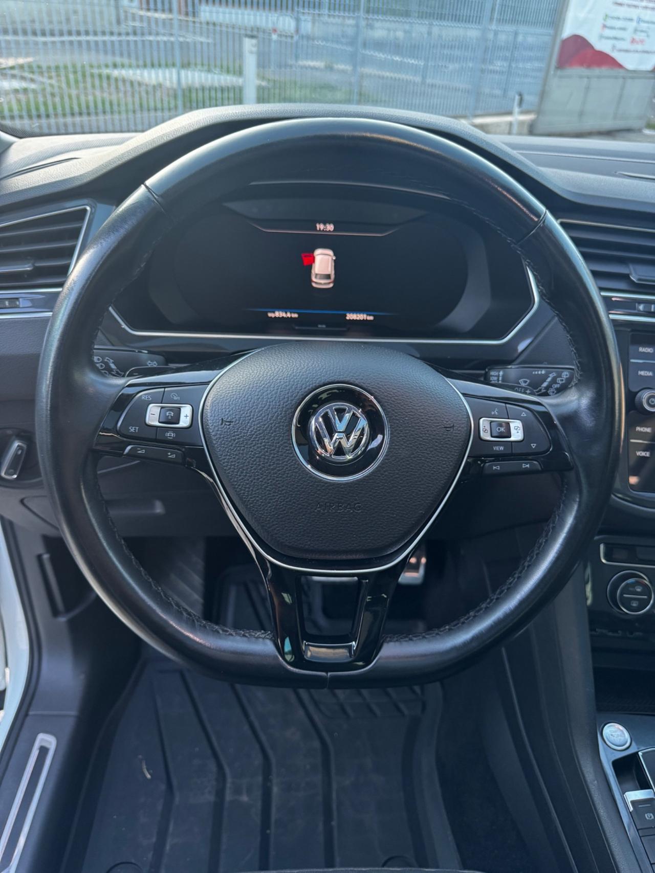 Volkswagen Tiguan 2.0 TDI SCR DSG 4MOTION Advanced BMT