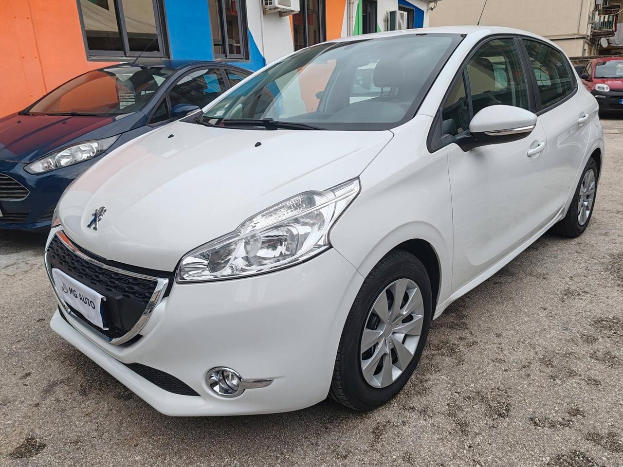Peugeot 208 1.4 HDi 68 CV 5 porte