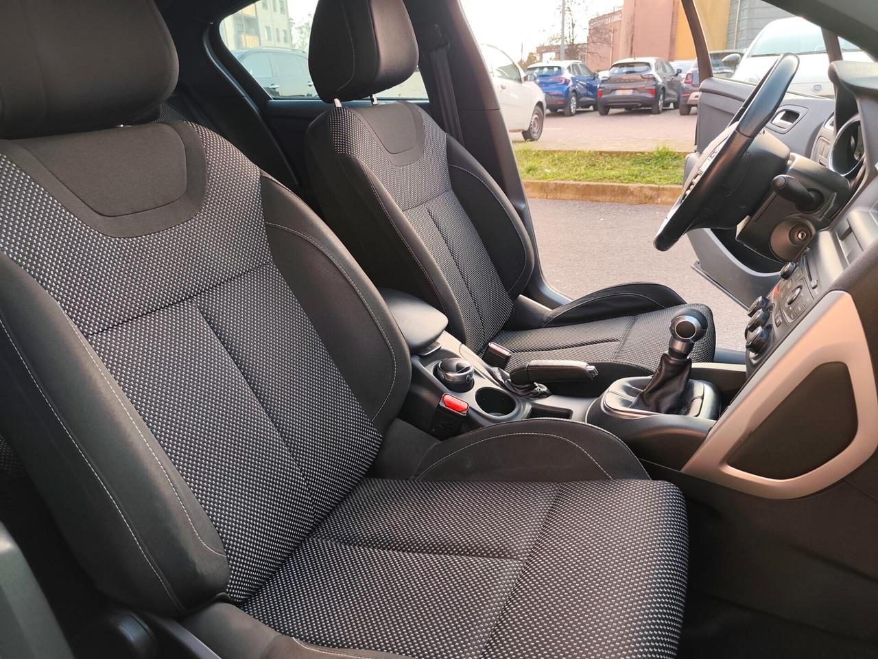 Ds DS4 1.6 VTi 120 CV euro 5 neopatentati