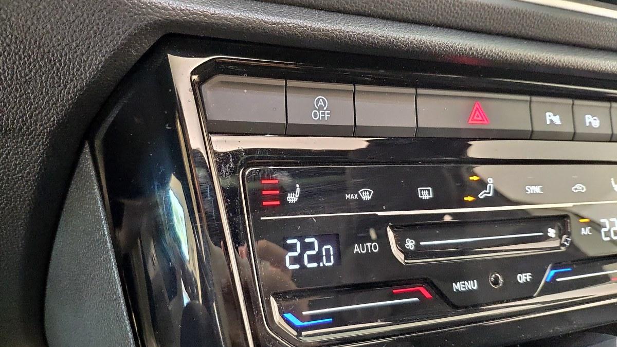 VOLKSWAGEN T-Roc 1.5 Tsi Act Dsg R-Line