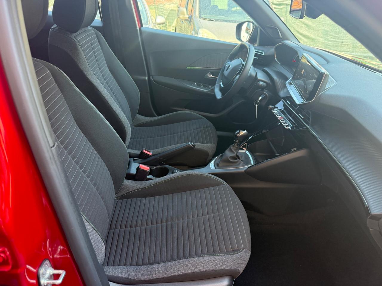 Peugeot 2008 PureTech 100 S&S Active