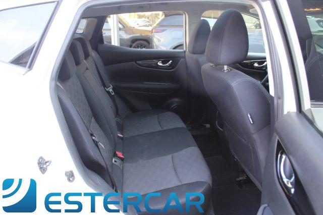 NISSAN Qashqai 1.6 dCi 4WD N-Connecta TETTO