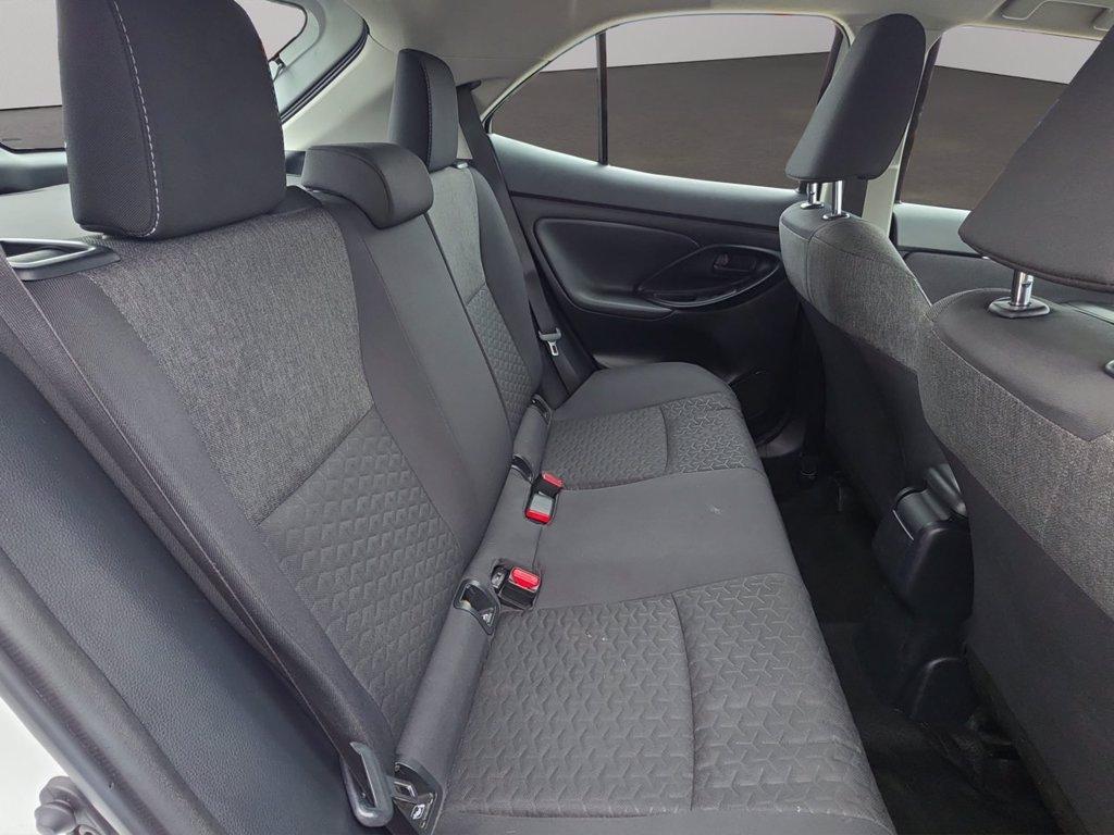 TOYOTA Yaris cross 1.5h active fwd 116cv e-cvt del 2024