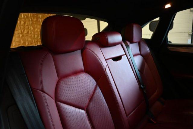 PORSCHE Macan 3.0d S PDK PASM+MBK1 NAVI RADAR18VIE SED.VENT/RISC